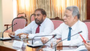ސަބްސިޑީ ނިޒާމު އުވާލައިފިނަމަ ރައްޔިތުންނަށް ވަރަށް ބޮޑެތި ދަތިތަކާ ކުރިމަތިލާން ޖެހޭނެ: ގާސިމް