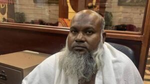 މަޝްއަރު އުމްރާ ގްރޫޕުގެ ވެރިޔާ އަލީ ފާރިޝްގެ މައްޗަށް ހަތް ދައުވާ އުފުލައިފި