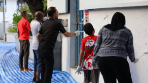 ބީއެމްއެލް އިސްލާމިކްއިން އިސް ނަގައިގެން މާލޭގެ މިސްކިތްތަކުގެ ވަށާފާރުގައި ކުލަލުމުގެ މަސައްކަތް ކުރިއަށް ގެންގޮސްފި