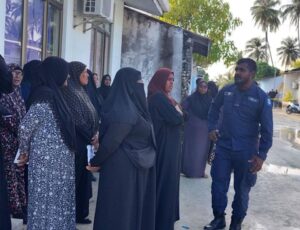 ތ. މަޑިފުށީގައި އަންހެނަކު ރޭޕްކުރި މައްސަލައެއް: ތުހުމަތު ކުރެވޭ މީހާ ނިޔާވެއްޖެ