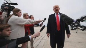 ޔުކްރެއިން-ރަޝިޔާ ހަނގުރާމަ 24 ގަޑިއިރުގެ ތެރޭގައި ހައްލުކުރާނެކަމަށް ބުނީ "މަޖަލަކަށް": ޓްރަމްޕް