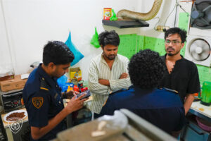 ބިދޭސީން ހިންގި ޤަވާއިދާ ޚިލާފު ކާބޯތަކެތީގެ ވިޔަފާރި ހުއްޓުވާ 3 ބިދޭސީއަކު އިމިގްރޭޝަންގެ ދަށަށް