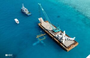 ކ. ކުޑަގިރީ ފަޅުގައި "އެއާޕްލޭން ރެކް" އަކާއެކު ތަރައްގީކުރާ ޑައިވް ސައިޓަށް އެއާ މޯލްޑިވްސްގެ ދެ ބޯޓު ފައްތާލައިފި