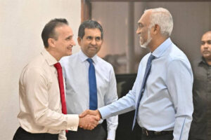 ޑިވެލޮޕްމަންޓް ބޭންކުގެ ސީއީއޯ އިސްތިއުފާ ދެއްވައިފި