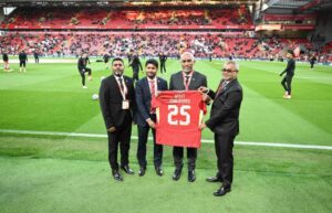 ރައީސް މުއިއްޒުގެ އިނގިރޭސިވިލާތުގެ ދަތުރުފުޅަށް ހޭދަވީ ދޮޅު ލައްކައެއްހާ ރުފިޔާ