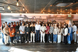 ލަންޑަންގައި ހުންނަ ނަންބަރ 9 ރޯޒްމަންޓް އެވެނިއު، މޯލްޑިވްސް ސްޓޫޑަންޓްސް އެސޯސިއޭޝަން-ޔޫ.ކޭ އާ އަލުން ހަވާލުކުރައްވައިފި