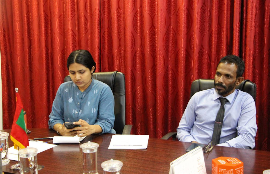 ގާނޫނާ ޚިލާފަށް ބްރޯޑްކާސްޓު ކުރާ ފަރާތްތަކާމެދު ފިޔަވަޅު އަޅާނެކަމުގެ އިންޒާރު ދީފި