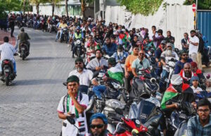 އިސްރާއިލުގެ ޣައްޒާއަށް ދެމުންދާ ހަމަލާތަކާ ދެކޮޅަށް ސައިކަލު ބުރެއް ބާއްވައިފި