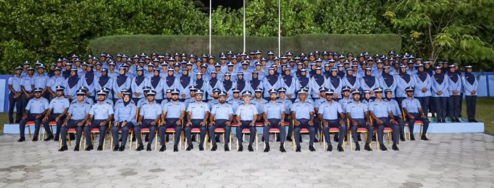 ދިވެހި ފުލުހުންގެ ޚިދުމަތުގެ 40 ވަނަ އަސާސީ ތަމްރީނު ކޯސް ދ. ވާނީ ކެމްޕަހުގައި ފެށިއްޖެ