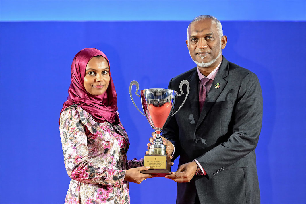 ދިވެހީންގެ އުފެއްދުންތެރިކަމުގެ މަޢުރަޒު 2025ގެ އިނާމު ދިނުމުގެ ރަސްމިއްޔާތު ރައީސް ޝަރަފުވެރިކޮށްދެއްވައިފި