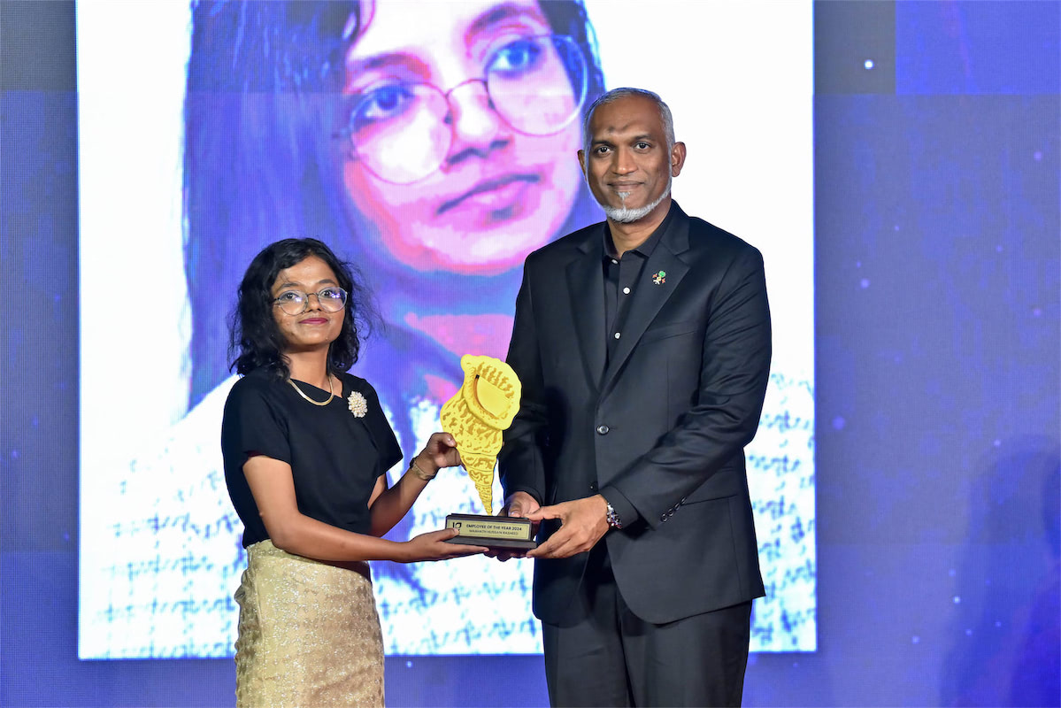 ސަންގުޓީވީގެ 10 ވަނަ އަހަރީ ދުވަސް ފާހަގަކުރުމުގެ ޙަފުލާ، ރައީސްގެ ދެކަނބަލުން ޝަރަފުވެރިކޮށްދެއްވައިފި