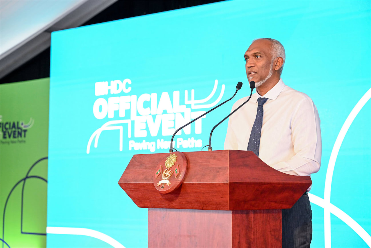 ސަރުކާރު ކުންފުނިތަކުގެ ވެރިން ބަދަލުކުރަނީ ހެޔޮ ވެރިކަމާއި ދެފުށް ފެންނަ ހިންގުމެއް ޤާއިމުކުރުމަށް ކަމަށް: ރައީސް