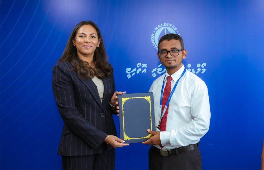 ރާއްޖޭގައި ބޭންކިން ޚިދުމަތް ފޯރުކޮށްދިނުމުގެ ޕްރީ-އޮޕަރޭޝަނަލް ލައިސަންސް އިތުރު ދެ ކުންފުންޏަކަށް ދީފި