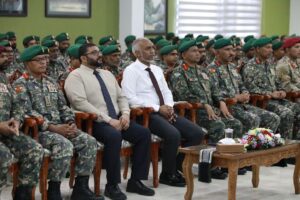 "އެންމެނަށް ބޯހިޔާވަހިކަން" ސްކީމުން ސިފައިންނާ ފުލުހުންނަށް 200 ފްލެޓު