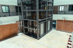 ހިޔާ ޓަވަރުތަކުގައި ލިފްޓު ހަރުކުރުމުގެ މަޝްރޫއުގެ ދަށުން ހިޔާގެ ދެވަނަ ޓަވަރުގައި ހަރުކުރި ލިފްޓުތައް ބޭނުންކުރަން ފަށައިފި