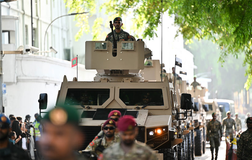 ޓޭންކަރުތައް ގެނައީ ހަނގުރާމަ ކުރާކަށް ނޫން: ރައީސް