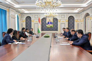 ތަޖިކިސްތާނާއެކު މޫސުމީ ބަދަލުތަކާ ގުޅޭ މަޝްވަރާތައް ކުރިއަށް ގެންގޮސްފި