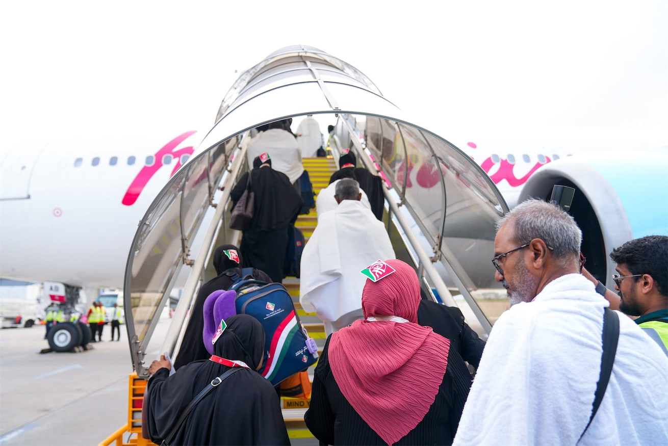 އުމްރާއަށް ގޮސް އުޅެނިކޮށް ހާލުދެރަވި މީހާ މޯލްޑިވިއަންގެ ޚާއްސަ އިންތިޒާމެއްގެ ދަށުން މާލެ ގެނެސްފި