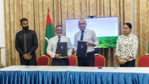 ހދ. ކޭލަކުނާއި ށ. ފަރުކޮޅުގައި ނޭޗާ ޕާކު ތަރައްގީކުރުމުގެ އެއްބަސްވުމުގައި ސޮއިކޮށްފި