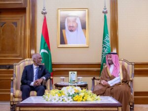 ސައުދީގެ ވަލީއަހުދާ މުޙައްމަދު ބިން ސަލްމާންއާއި ރައީސް މުއިއްޒު ބައްދަލުކުރައްވައިފި