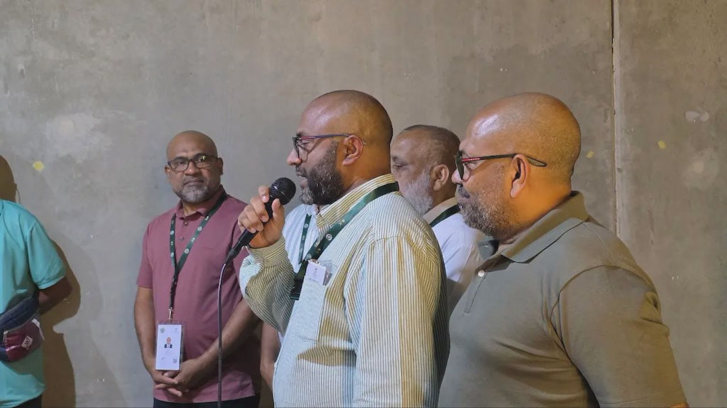 ޙައްޖުވެރިންގެ ހާލު ބެއްލެވުމަށް ރައީސުލްޖުމްހޫރިއްޔާގެ ފަރާތުން ވަޒީރުންގެ ވަފުދެއް މިނާ ޓެންޓްތަކަށް ޒިޔާރަތްކުރައްވައިފި