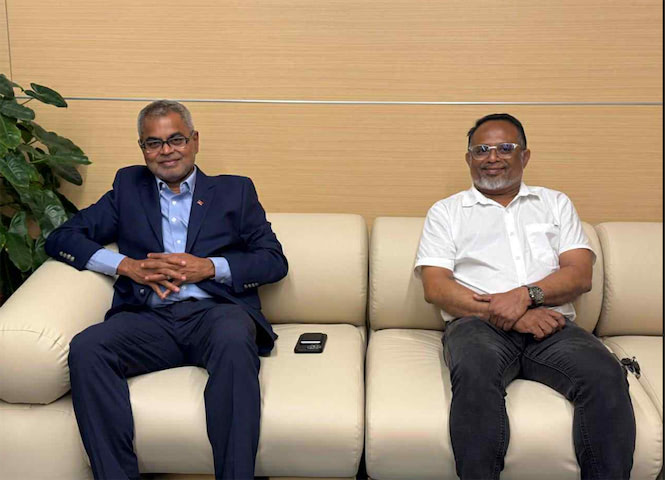 ކަނޑުތަކާބެހޭ ބައިނަލްއަގްވާމީ މަހާސިންތާއަށް ވަޒީރު ތާރިގް ފްރާންސަށް ފުރައިފި