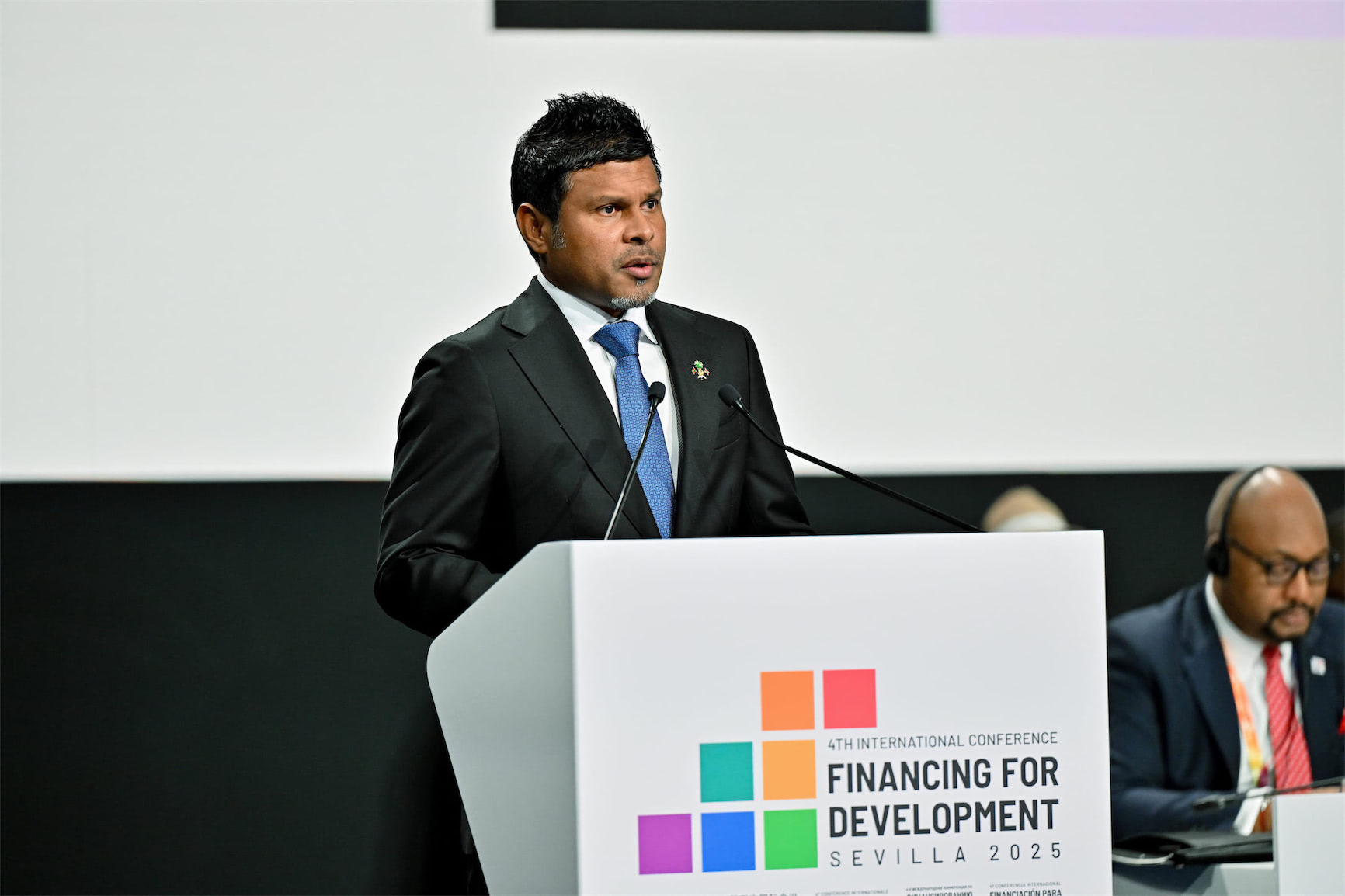 ބައިނަލްއަޤުވާމީ މާލީ ނިޒާމުގެ އޮނިގަނޑަށް އަސާސީ އިޞްލާޙުތައް ގެނައުމުގެ މުހިންމު: ނައިބު ރައީސް