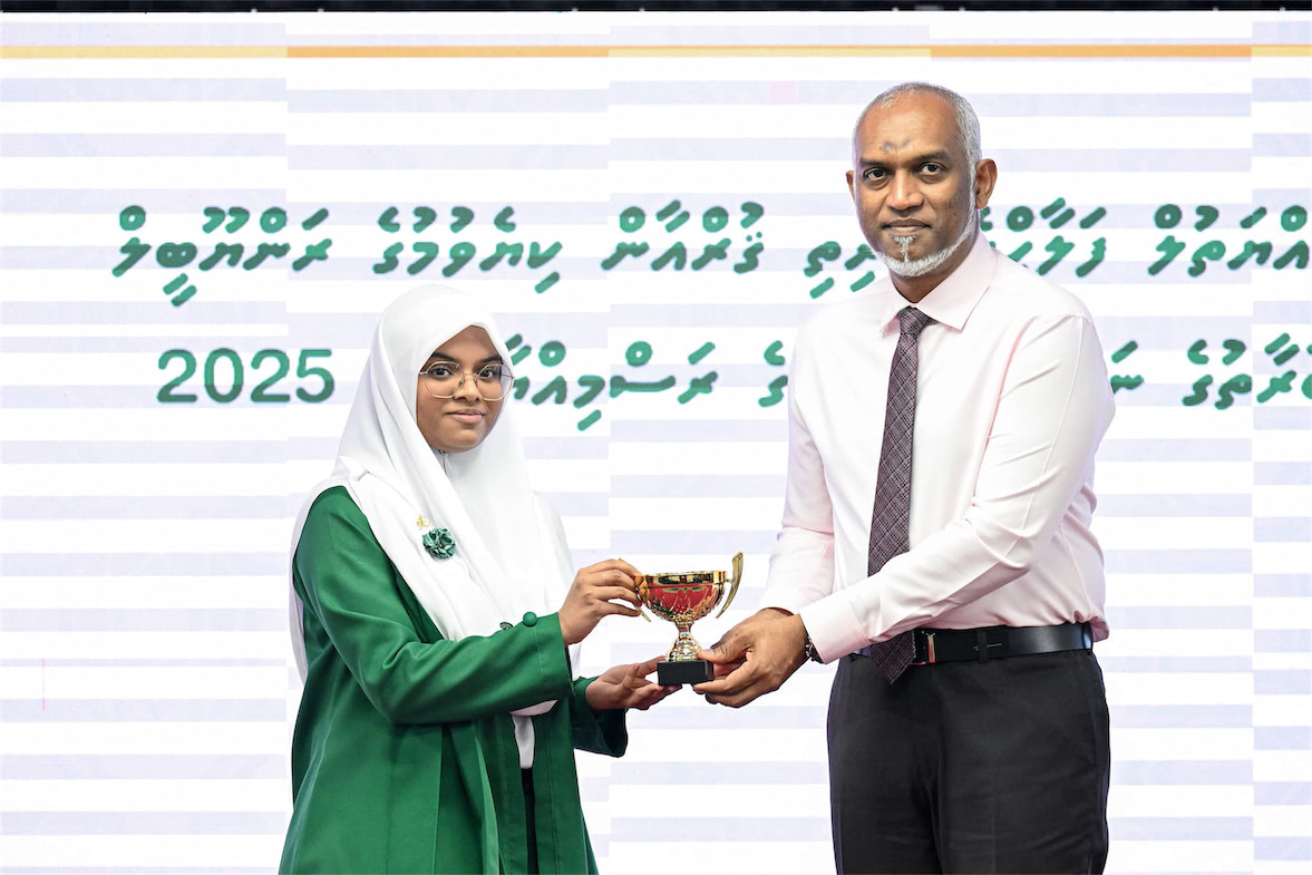 ޖަމުޢިއްޔަތުލް ފަލާޙްގެ ޤުރުއާން ކިޔެވުމުގެ ރަންޔޫބީލް މުބާރާތުގެ އިނާމު ދިނުމުގެ ރަސްމިއްޔާތު، ރައީސް ޝަރަފުވެރި ކޮށްދެއްވައިފި