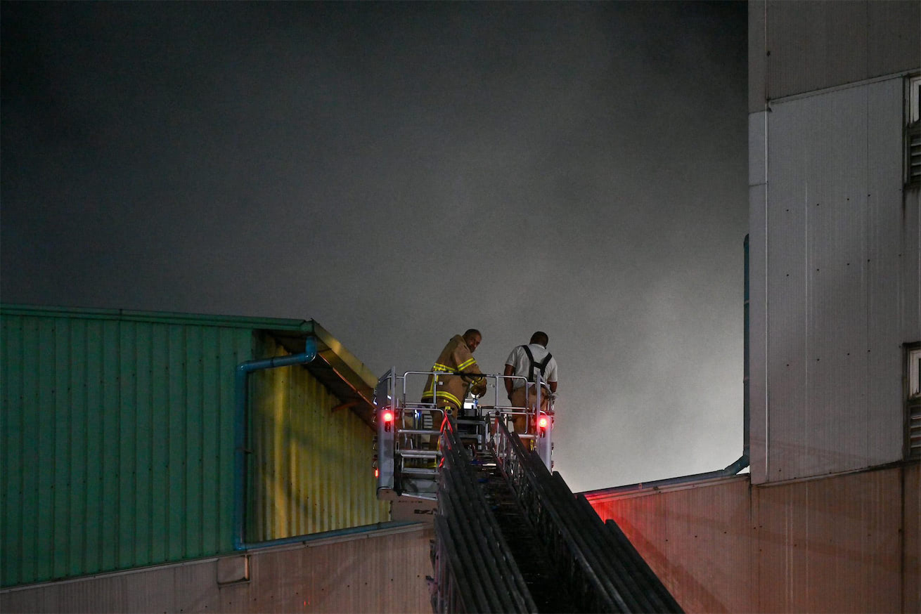 ހުޅުމާލޭގައި ހުރި ގުދަނުގައި ރޯވި އަލިފާން 95 ޕަސެންޓް ކޮންޓްރޯލްކޮށްފި