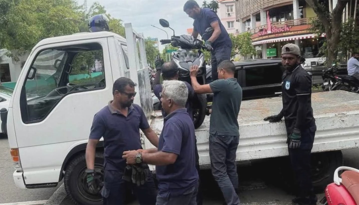 ހުޅުމާލޭގައި ޓްރެފިކް ގަވާއިދާ ހިލާފަށް ޕާކްކުރާ އުޅަނދުތައް ޓޯ ކުރަން ފަށައިފި