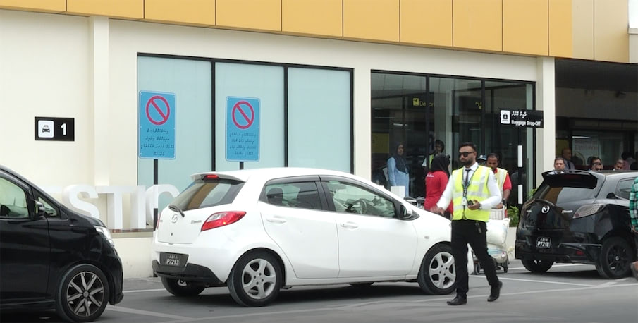 ވެލާނާ އައިރޕޯޓް ޓާމިނަލްގެ މަސައްކަތްތަކަށް އެއަރޕޯޓު ސަރަހައްދުގެ ޓްރެފިކަށް ބަދަލު ގެނެސްފި