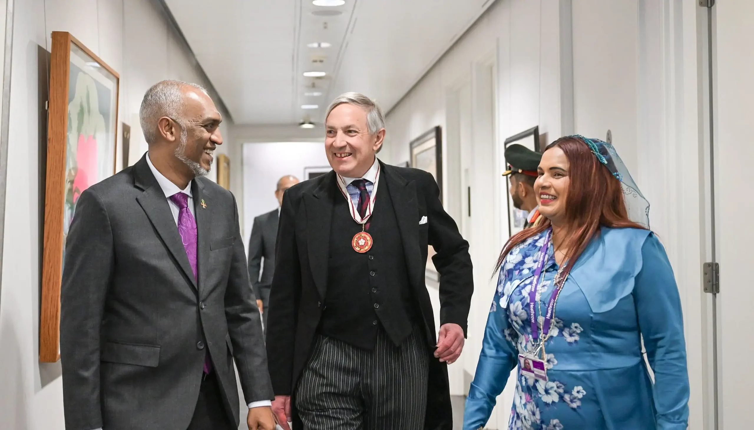 ރައީސް މުއިއްޒު އިނގިރޭސިވިލާތަށް ވަޑައިގެންފި