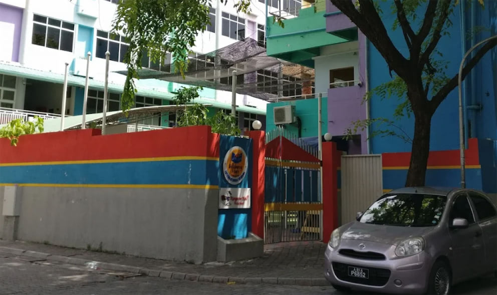 އުމުރު ހަމަނުވާ ކުއްޖަކު އެލްކޭޖީއަށް ބަދަލުކުރަން ހައިކޯޓުގެ ވަގުތީ އަމުރެއް
