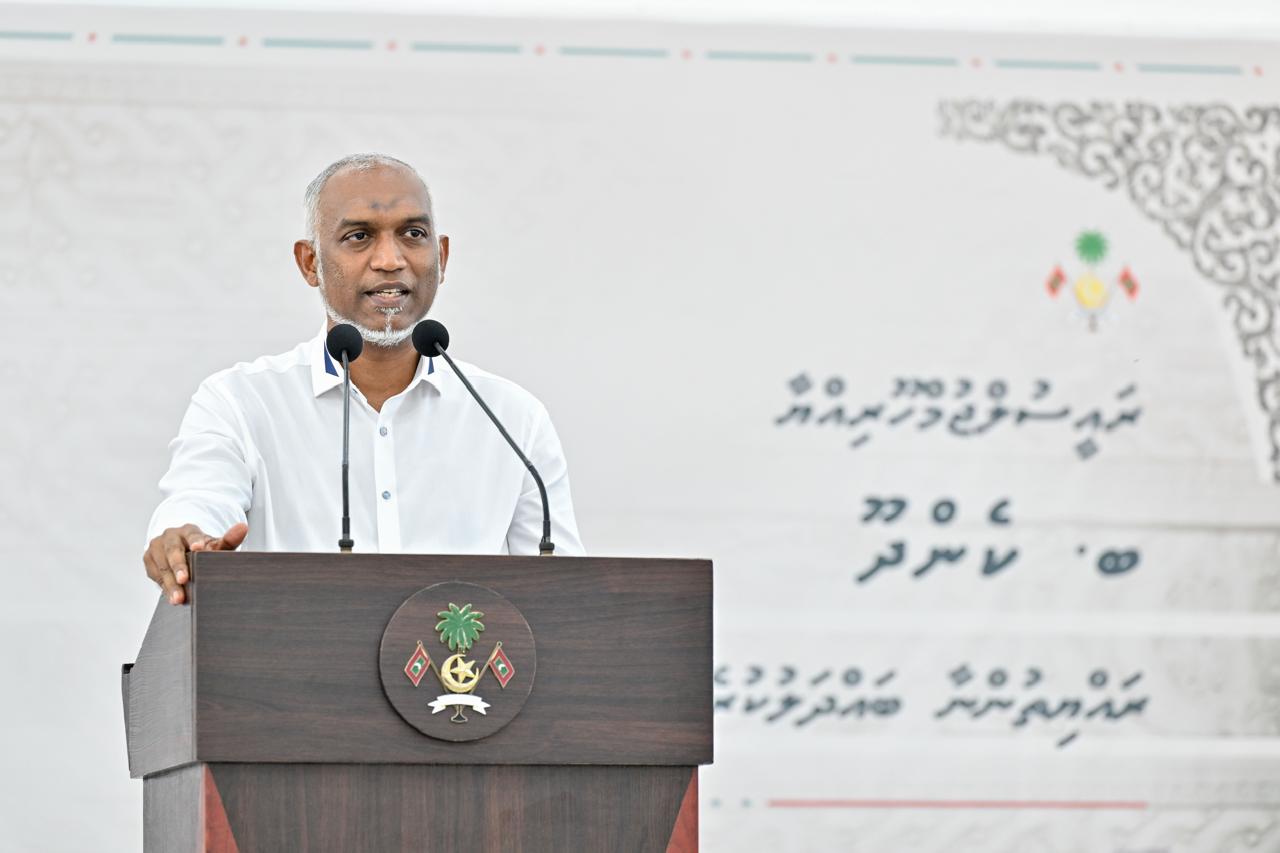 މި ސަރުކާރުގެ ފަލްސަފާއަކީ ލާމަރުކަޒީކޮށް ޚިދުމަތްދިނުން: ރައީސް