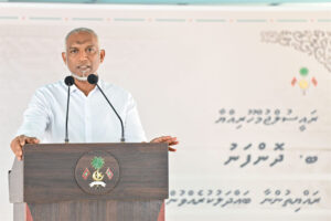 ދޮންފަނުގެ ފެނާއި ނަރުދަމާގެ ޚިދުމަތް ދިނުމުގައި ދިމާވެފައިވާ ދަތިތައް ހައްލުކޮށް ދޭނަން: ރައީސް
