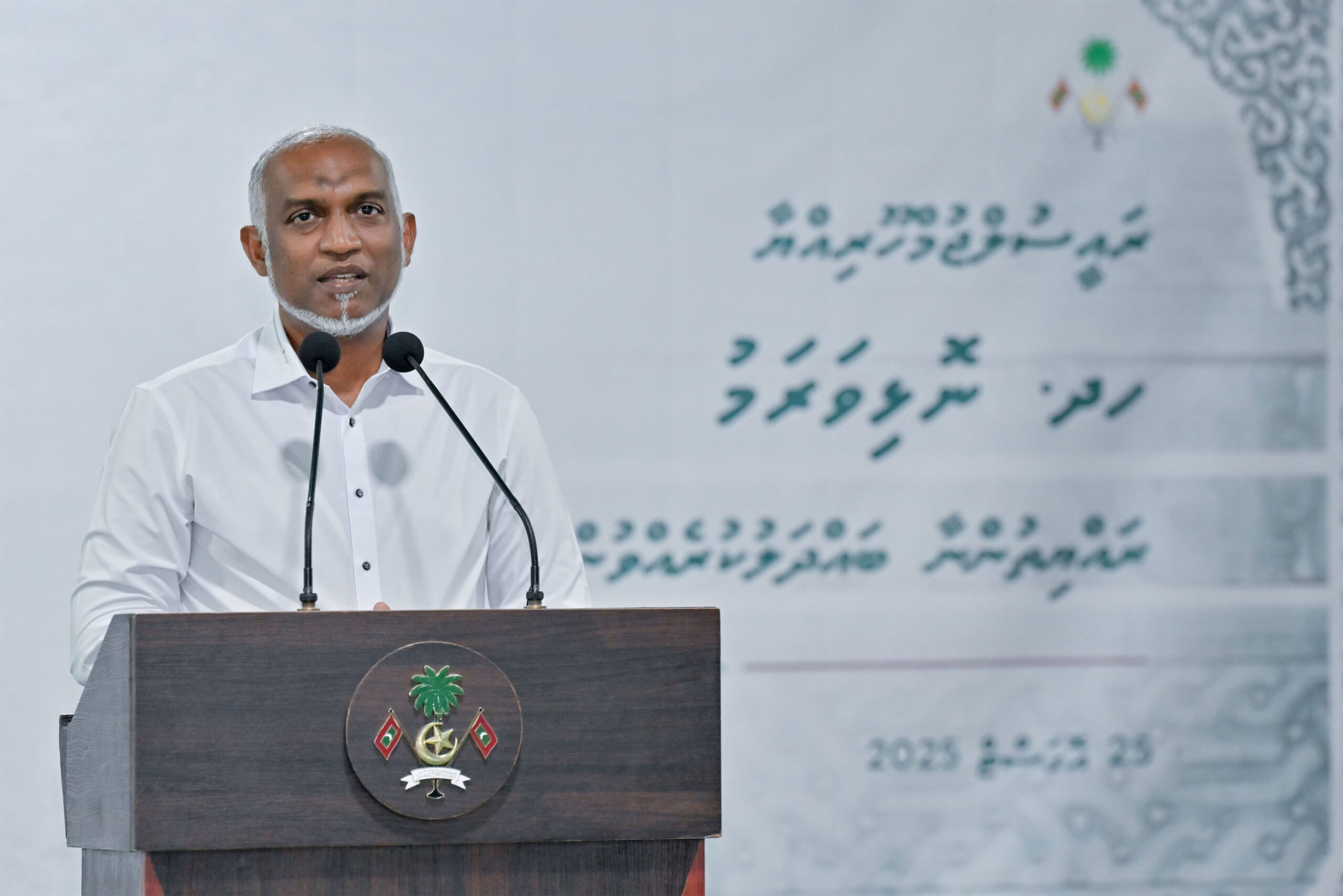 ނޮޅިވަރަން ދަނޑުބިންތަކުން ކައުންސިލަށް ފީ ނުނެންގެވުމަށް ރައީސް އިލްތިމާސްކުރައްވައިފި