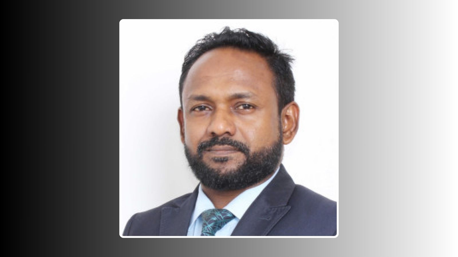 ޝަރުޢީ ދާއިރާގެ އިތުބާރު ދަމަހައްޓުމަށް ބޭނުންކަމަށް ވިދާޅުވެ ޝަހީދު ނަން އަނބުރާ ނަގައިފި