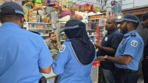 މިއަދުން ފެށިގެން ކުޑަކުދިންނަށް ވަޅި ވިއްކައިފިނަމަ އެއްލައްކަ ރުފިޔާއަށް ޖޫރިމަނާ ކުރެވޭނެ