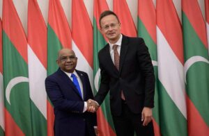 ހަންގޭރީގެ ފޮރިން މިނިސްޓަރާއި ޝާހިދު ބައްދަލުކުރައްވައިފި