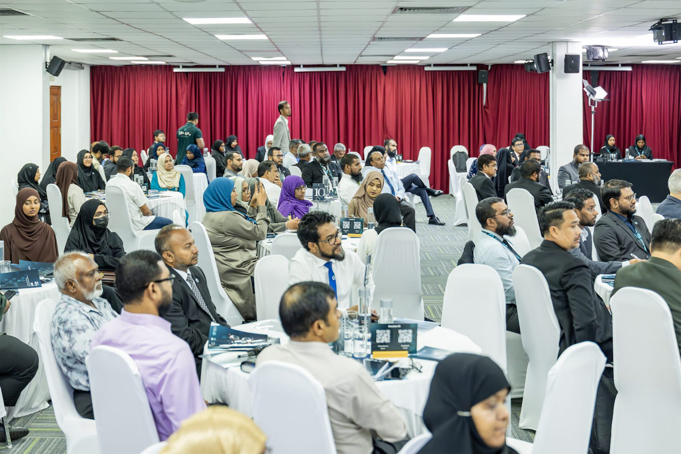 ބައިނަލްއަޤުވާމީ ދެވަނަ ޒަކާތު ކޮންފަރެންސް، "އިންޒެކް 2025″ ފަށައިފި