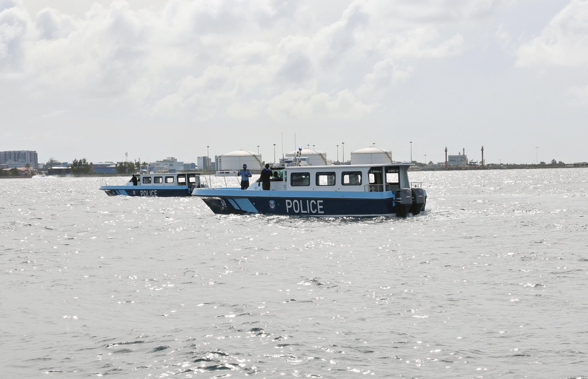 ޖަޕާން ސަރުކާރުން ދިވެހި ފުލުހުންނަށް ފަސް ލޯންޗް ހަދިޔާ ކޮށްފި