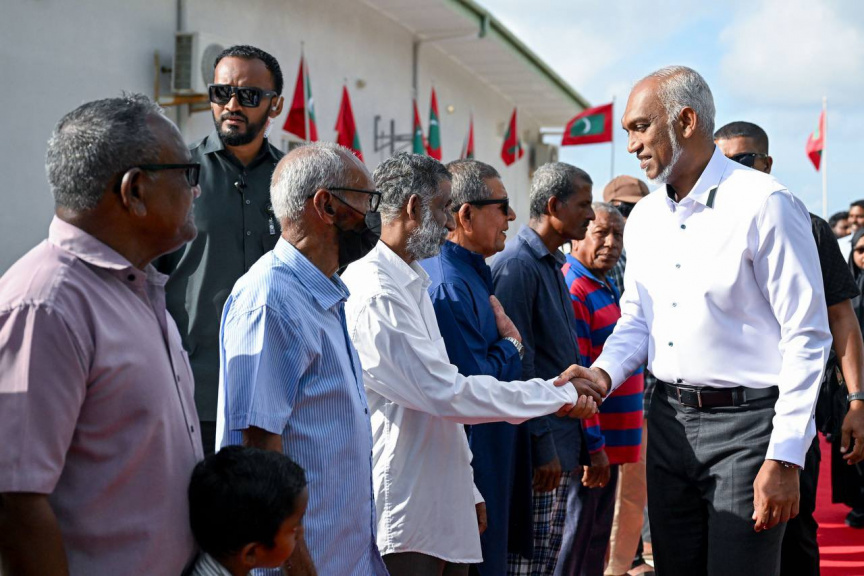 ރަށްރަށުގެ އަސާސީ ޚިދުމަތްތަކަށް ކައުންސިލުން ބިން ދޫކުރާއިރު އަގު ނެގުމަކީ ދެކޮޅުޖެހޭ ކަމެއް ނޫން: ރައީސް
