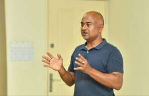 އެފްއޭއެމް އެވޯޑް ކޮމިޓީގެ ޗެއާޕާސަންކަމަށް މާއްޓޭ