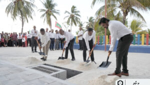 މުލީގެ މަގުތައް ޒަމާނީ ފެންވަރަށް ތަރައްޤީ ކުރުމުގެ އަމަލީ މަސައްކަތް ފަށައިފި