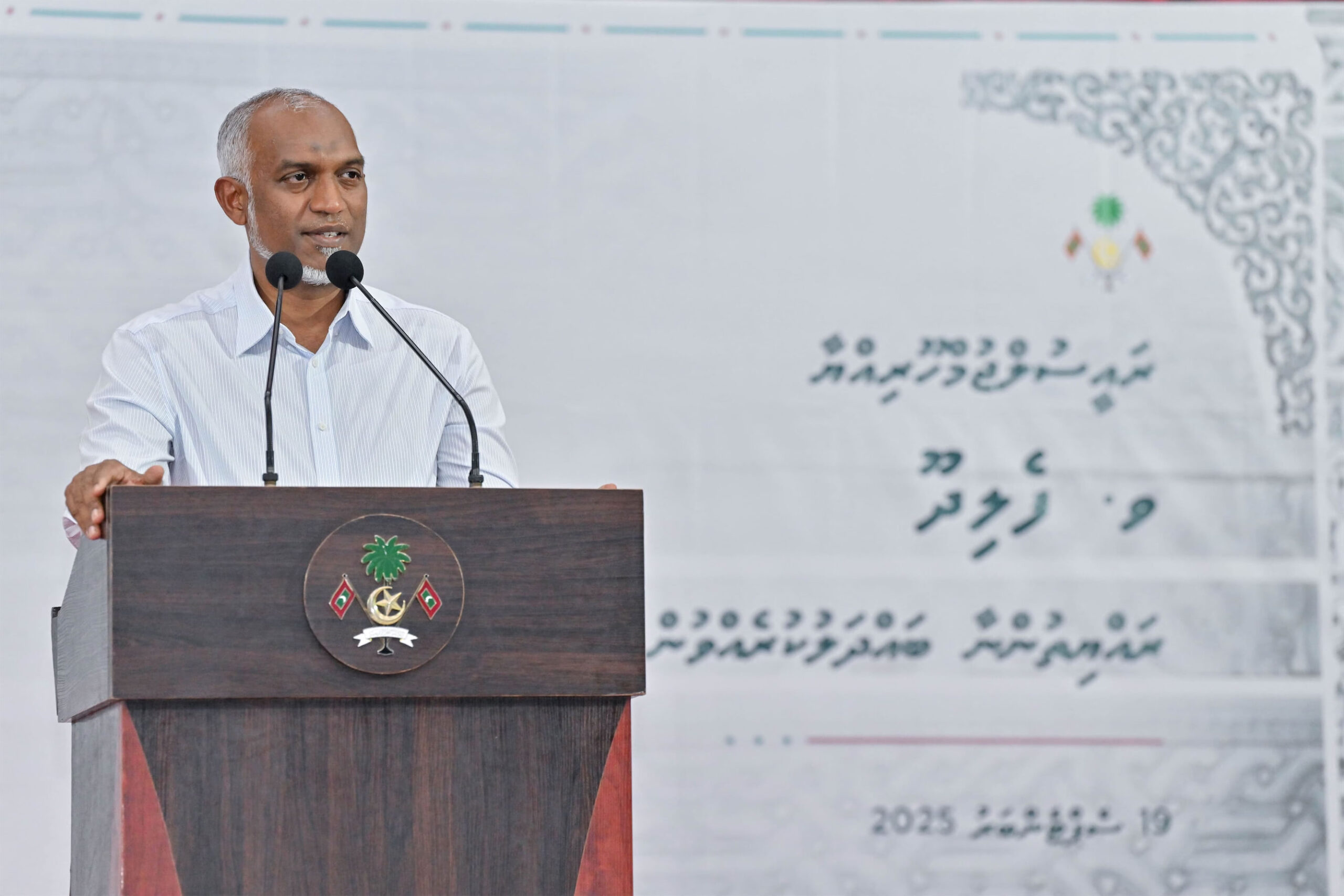 ފެލިދޫގައި އައި.ޑީ ކާޑުގެ ޚިދުމަތް ޤާއިމުވެގެންދިއުމާއެކު، ހުރިހާ އަތޮޅެއްގައި އެ ޚިދުމަތް ޤާއިމުކޮށް ނިމޭނެ: ރައީސް