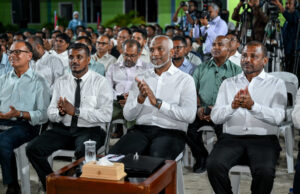 ވޭމަންޑޫ-ކިނބިދޫ ކޯޒްވޭ އަޅާނީ އެލާގައި ޓޫރިޒަމް ރިސޯޓެއް ތަރައްގީ ކުރުމާއެކު: ރައީސް