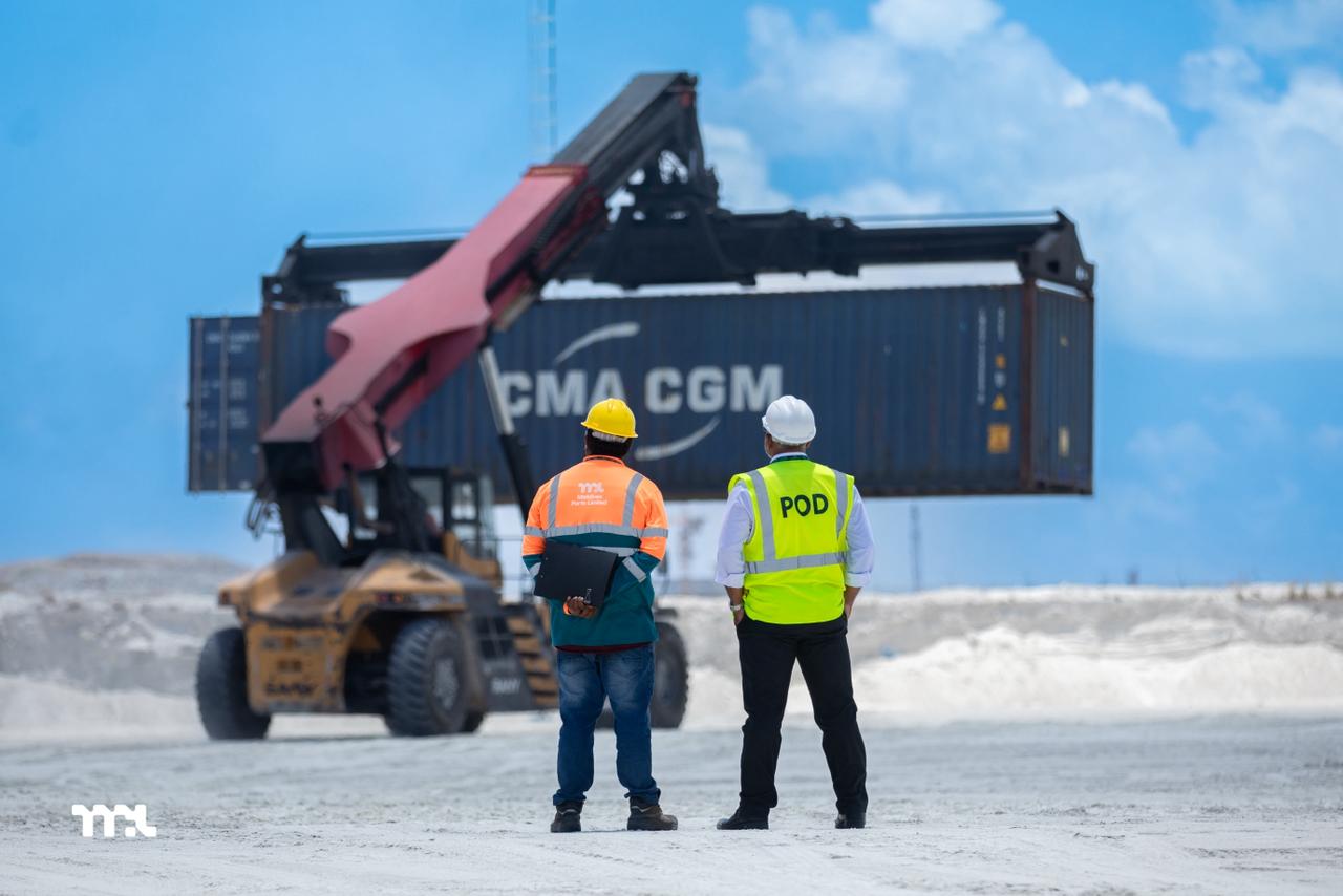 ތިލަފުށީގައި ގާއިމުކުރި ހުސް ކޮންޓެއިނަރު ޑީޕޯ ބޭނުންކުރަން ފަށައިފި