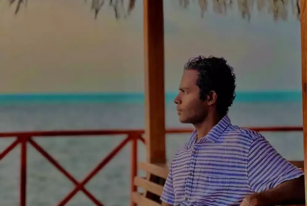 ރިސޯޓެއްގައި މަރުވި އަދީލްގެ އޮޓޮޕްސީ ރިޕޯޓު 3 ހަފްތާ ފަހުންވެސް ނުލިބޭ، އާއިލާގެ ކަންބޮޑުވުން