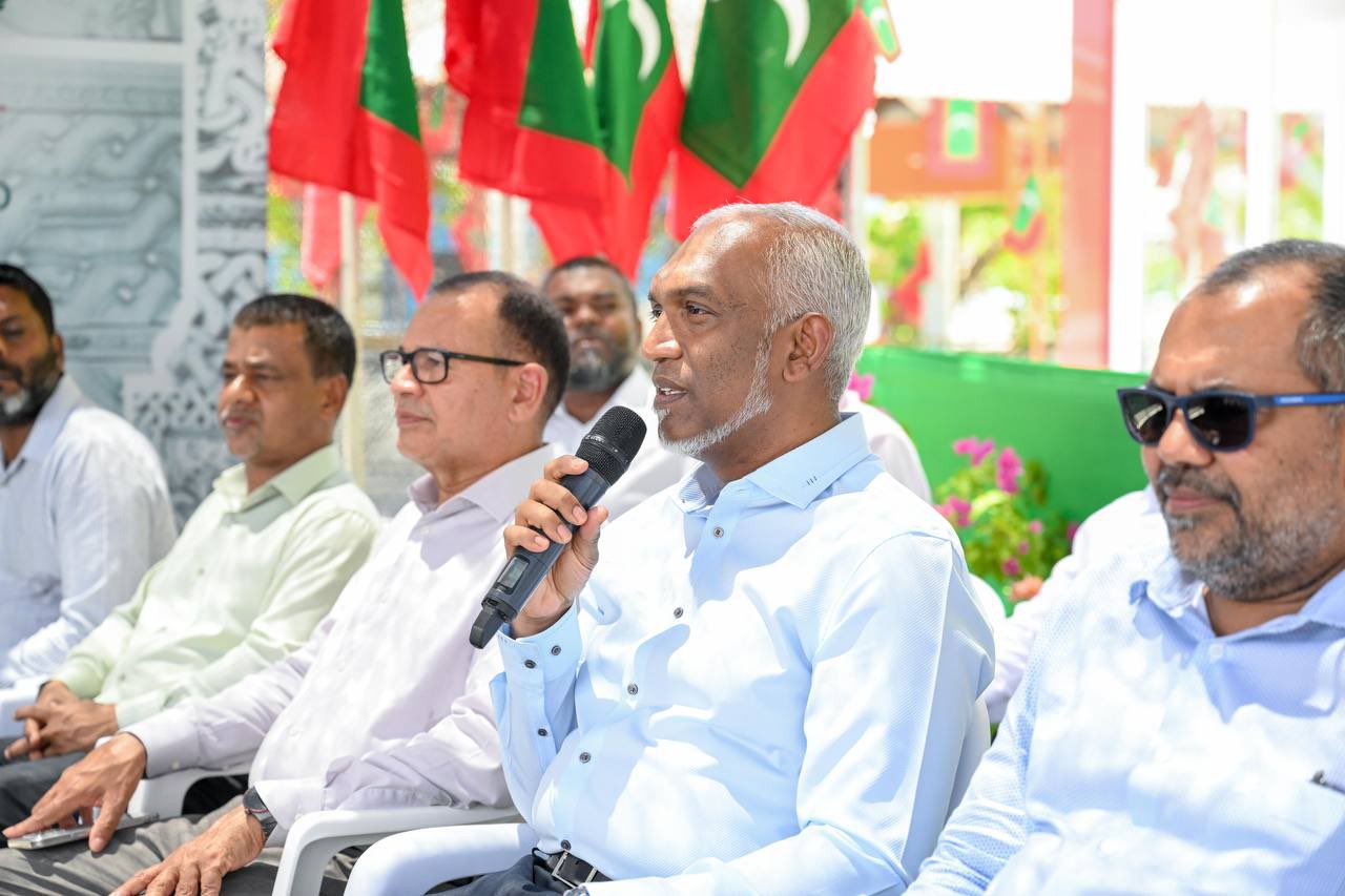 ހުރިހާ އަތޮޅަކުން ޕާސްޕޯޓް ހެދުމުގެ އިންތިޒާމް އަންނަ މަހުގެ ނިޔަލަށް ގާއިމް ކުރެވޭނެ: ރައީސް