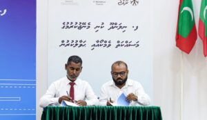 ނިލަންދޫގައި ފިއުލް ސްޓޯރޭޖާއި ކުނި މެނޭޖްކުރުމުގެ ހިދުމަތް ފެށުމަށް އެއްބަސްވުންތަކުގައި ސޮއި ކޮށްފި